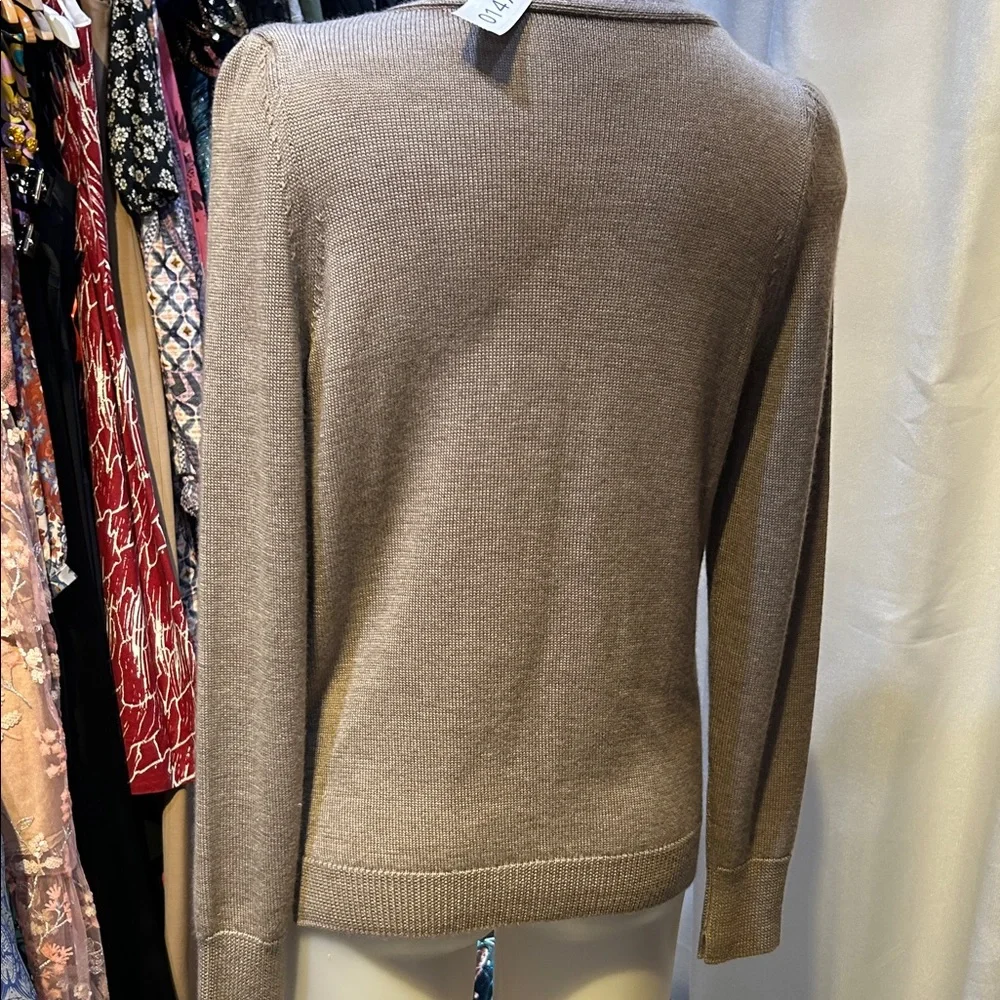 G Elegant Beige Button-Up Cardigan - Picture 7 of 10